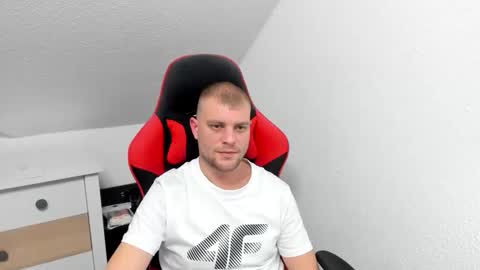 Snapshot of kozik1992 chatting on 12/01/25, 11:32 Bartek online show from 12/01/25, 11:32