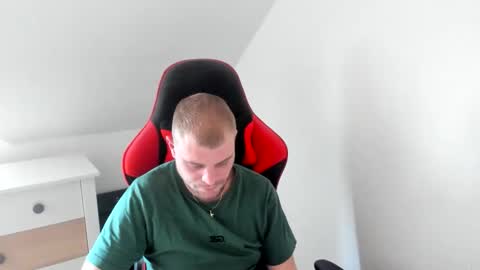 Snapshot of kozik1992 chatting on 02/17/26, 12:45 Bartek online show from 02/17/26, 12:45