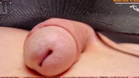 Snapshot of kpetra chatting on 10/22/25, 07:13 Petra online show from 10/22/25, 07:13