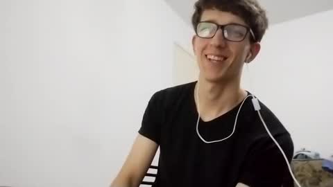 Snapshot of kpo10 chatting on 01/04/25, 11:59 Facu online show from 01/04/25, 11:59