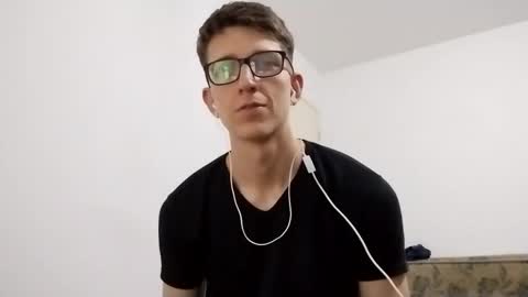 Snapshot of kpo10 chatting on 01/11/25, 09:26 Facu online show from 01/11/25, 09:26