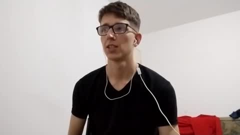 Snapshot of kpo10 chatting on 01/13/25, 09:19 Facu online show from 01/13/25, 09:19