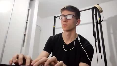 Facu online show from 12/22/25, 08:22