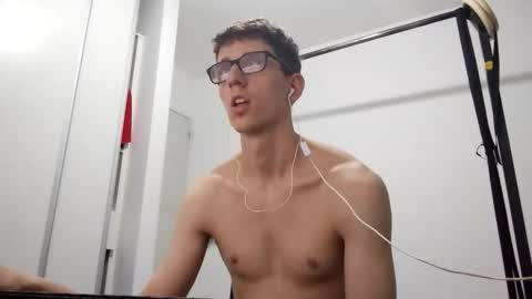 Facu online show from 04/01/26, 02:23
