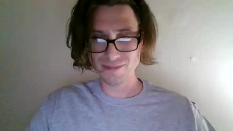 Snapshot of krasher2313 chatting on 01/20/25, 07:35 hard hung horny online show from 01/20/25, 07:35