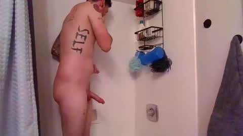 Snapshot of krasher2313 chatting on 02/16/26, 12:12 hard hung horny online show from 02/16/26, 12:12