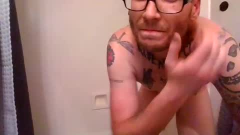 Snapshot of krasher2313 chatting on 02/19/26, 12:28 hard hung horny online show from 02/19/26, 12:28