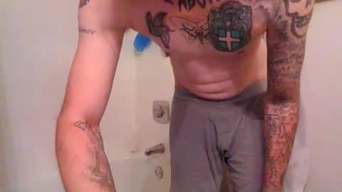 Snapshot of krasher2313 chatting on 05/03/26, 08:53 hard hung horny online show from 05/03/26, 08:53