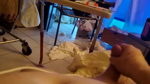 Snapshot of krastheman chatting on 09/19/25, 06:19 KrasTheMan online show from 09/19/25, 06:19