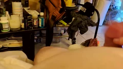 Snapshot of krastheman chatting on 10/25/25, 06:02 KrasTheMan online show from 10/25/25, 06:02