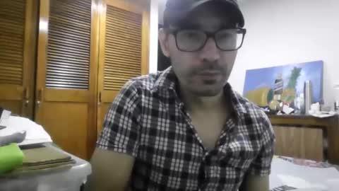 Snapshot of kratosmorgen chatting on 04/04/26, 04:33 KratosMorgen online show from 04/04/26, 04:33