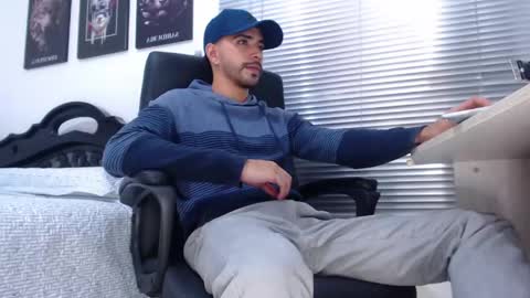 Snapshot of kratoswolf chatting on 04/16/26, 10:23 kratoswolf online show from 04/16/26, 10:23