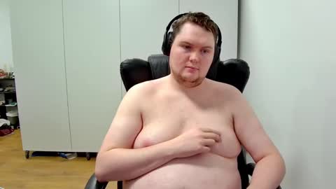 Snapshot of kresser199521 chatting on 12/18/24, 10:46 Kristian online show from 12/18/24, 10:46