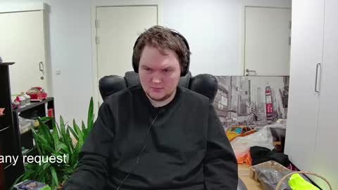 Snapshot of kresser199521 chatting on 01/30/25, 12:16 Kristian online show from 01/30/25, 12:16