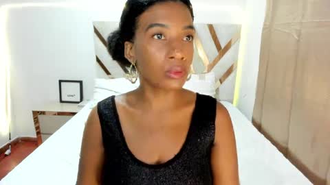 Snapshot of kriisvany_leroy chatting on 04/08/26, 01:05 Krisvany online show from 04/08/26, 01:05