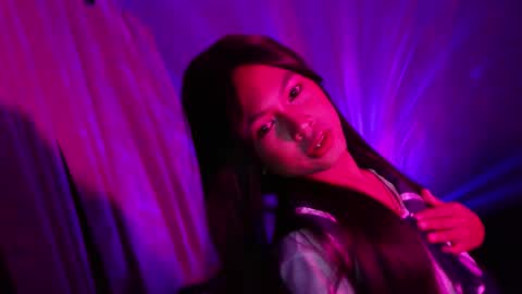 krimpie_xx online show from 02/28/26, 05:25