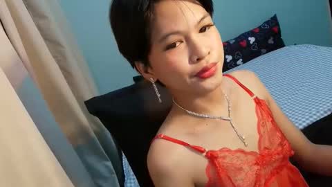 Snapshot of krimpie_xx chatting on 04/07/26, 10:37 krimpie_xx online show from 04/07/26, 10:37
