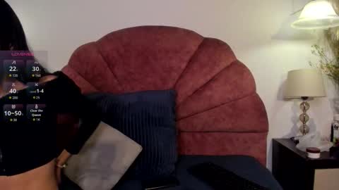 Snapshot of kripta132 chatting on 11/29/25, 11:57 Nahomi online show from 11/29/25, 11:57