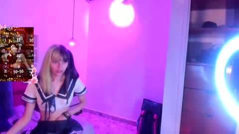 Snapshot of kripta132 chatting on 12/20/25, 12:12 Nahomi online show from 12/20/25, 12:12