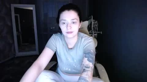 Snapshot of kris_again chatting on 03/10/25, 02:28 Kris online show from 03/10/25, 02:28