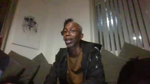 Kris and  Angels Summer Snowy IvY online show from 10/04/25, 09:13