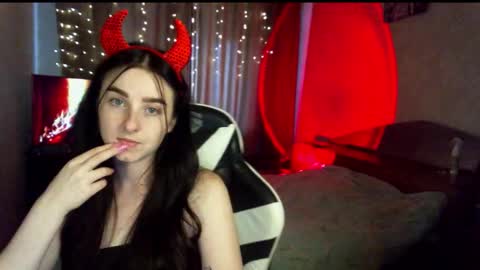 Kris online show from 09/26/25, 02:21