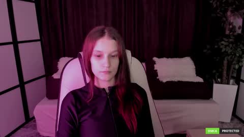 Snapshot of krisdoeil chatting on 11/24/25, 09:31 krisdoeil online show from 11/24/25, 09:31