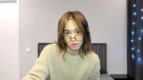 Snapshot of krisfemboy chatting on 01/07/26, 03:14 krisfemboy online show from 01/07/26, 03:14