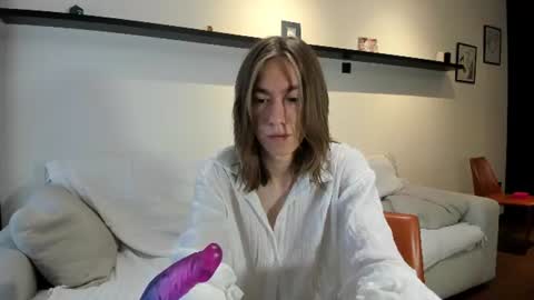 Snapshot of krisfemboy chatting on 07/21/26, 01:57 krisfemboy online show from 07/21/26, 01:57