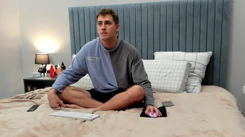 krishort online show from 12/15/24, 08:04