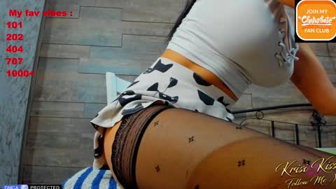 KrisiFollow me  Thumb UP  online show from 01/04/25, 01:42