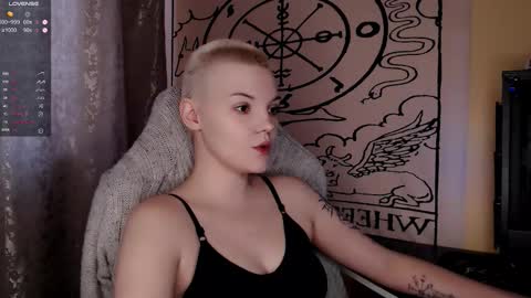 Snapshot of krisneal chatting on 02/05/26, 09:03 krisneal online show from 02/05/26, 09:03