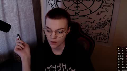 Snapshot of krisneal chatting on 02/17/26, 08:55 krisneal online show from 02/17/26, 08:55