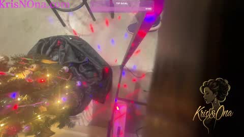 Snapshot of krisnona chatting on 12/22/24, 11:54 krisnona online show from 12/22/24, 11:54