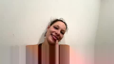 Snapshot of krisnona chatting on 12/29/24, 08:22 krisnona online show from 12/29/24, 08:22