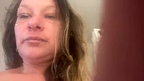 Snapshot of krisnona chatting on 01/28/25, 09:50 krisnona online show from 01/28/25, 09:50