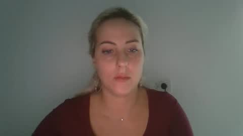 Snapshot of kriss_grace chatting on 10/10/25, 02:27 Grace online show from 10/10/25, 02:27