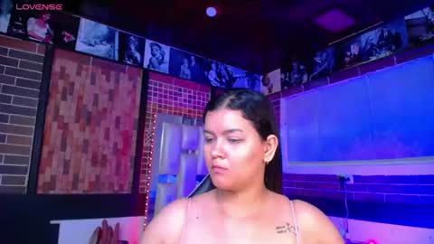 Snapshot of kriss_sweetboobs chatting on 06/27/26, 01:50 kriss_sweetboobs online show from 06/27/26, 01:50
