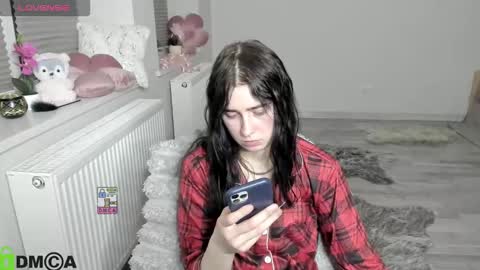 Snapshot of krisslimada chatting on 03/25/26, 11:33 KrissLimada online show from 03/25/26, 11:33