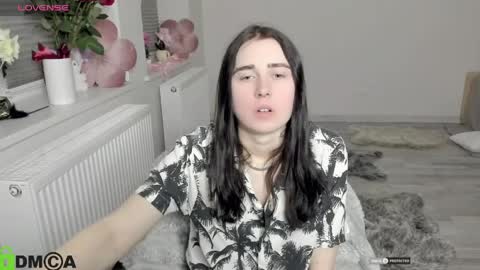 Snapshot of krisslimada chatting on 04/05/26, 09:01 KrissLimada online show from 04/05/26, 09:01