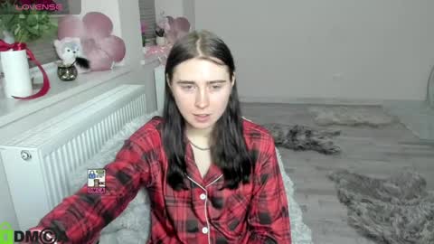 Snapshot of krisslimada chatting on 04/13/26, 09:42 KrissLimada online show from 04/13/26, 09:42