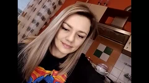 Snapshot of krisssexi chatting on 01/29/25, 06:12 KrissSexi online show from 01/29/25, 06:12