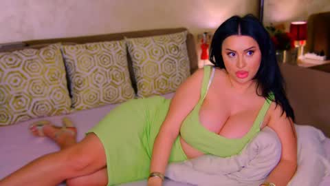 kristal_madness online show from 12/18/24, 11:30