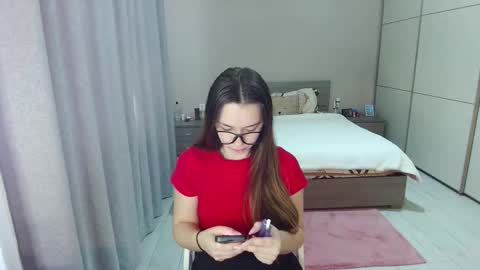 twitter    Annemarye 23 online show from 01/15/26, 07:46