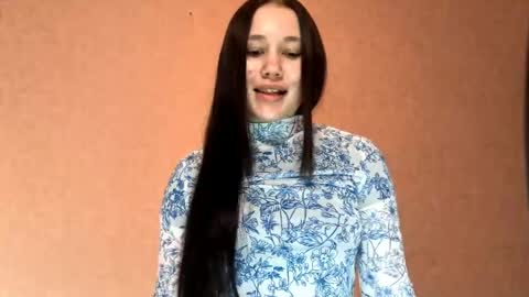 Snapshot of kristalpasierb chatting on 04/18/26, 07:07 Ansty online show from 04/18/26, 07:07