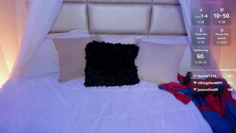 Kristen online show from 10/07/25, 07:38