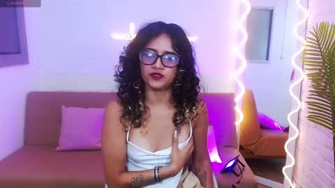 Snapshot of kristen_tay chatting on 01/14/25, 03:04 kristen_tay online show from 01/14/25, 03:04