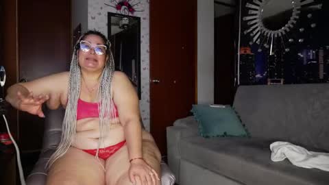 Snapshot of kristenhill1 chatting on 02/15/25, 08:22 Kristen online show from 02/15/25, 08:22