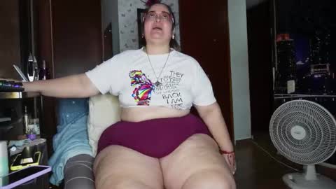 Kristen online show from 11/07/25, 04:23