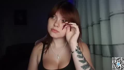 Snapshot of kristibloom chatting on 09/11/25, 06:08 Christie online show from 09/11/25, 06:08